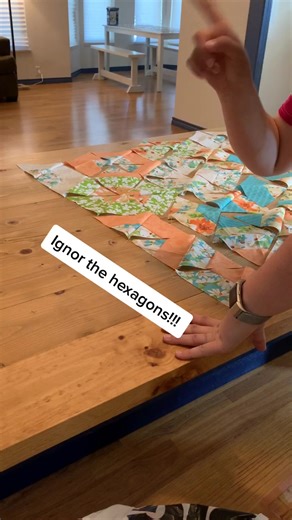 Jelly Roll Hexagon Quilt Tutorial