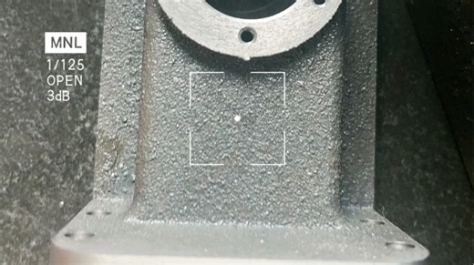 极光CNC 超迷你立柱小机JG-LM1，ER延长杆主轴座加工中，直接安装轴承，轴承直径更大，刚性更高