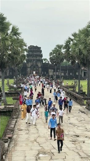 Visit Angkor