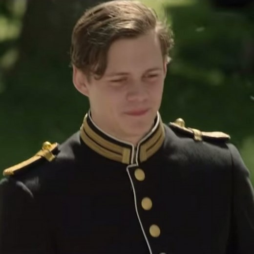 Bill Skarsgård in Victoria Movie: A Tribute to 50K Fans!