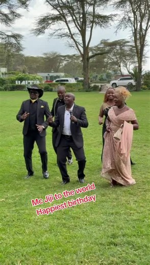 Boss no youth fund anymore. Enjoy to the fullest. My sister Frida thanks for the song it was amazing. @jiji wa interiors