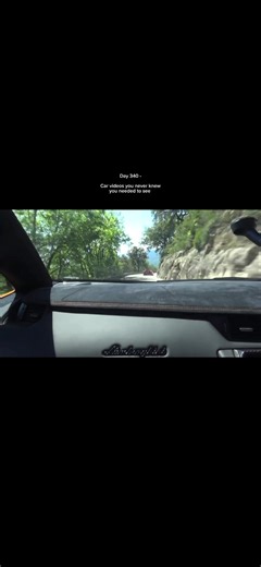 Lamborghini Aventador SV Roadster: A Lightweight Beast