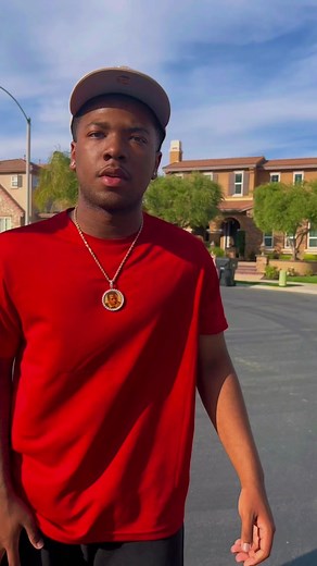 Taught @kidathegreatofficial more ASL dance. 🔥 How did he do? @tank @shaheemsanchez #signlanguage #trend