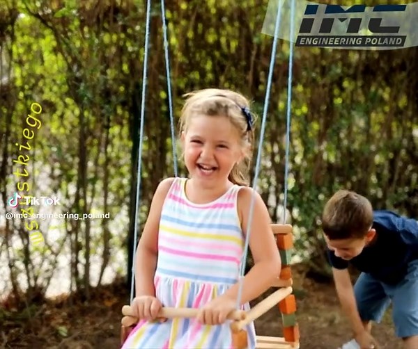 🛠️👷‍♂️ Z okazji Dnia Dziecka życzymy wszystkim małym (i dużym!) Dzieciom dużo radości, kreatywności i zabawy bez ograniczeń! 🎈 Niech marzenia rosną tak solidnie, jak nasze konstrukcje! 💪 #DzieńDziecka #MaliKonstruktorzy #StaloweMarzenia