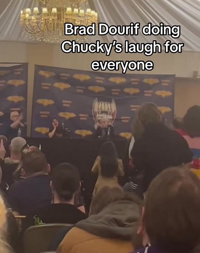 Brad Dourif Does Chucky's Laugh at Convention