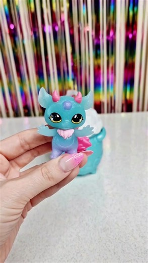 Revealing Wollan's Spellsters skills, charge theit glow to cast their spell ✨️🔦 Find this Mixling in the New Magic Mixies Mixlings Powers Unleashed Series ✨️ #toy #unboxingtoys #magicmixies #magicmixiescauldron #magicmixiescolorsurprise #magicmixiesmixlings #magicmixlings #mixlings #mixlingscauldrons #magicmixiesmixlingsseries2 #magicmixiesmixlingspowersunleashed #mixlingspowersunleashed #colorchange #glowinthedark #surprise #magic #reveal