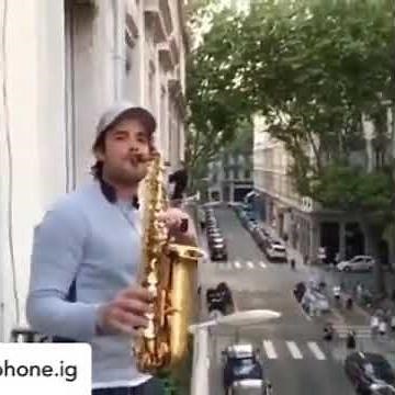 I Can't Get No Sleep! 🎷 Sandy Sax Live Balcony Performance