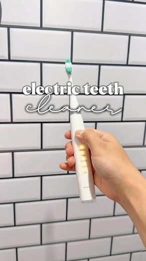 5.8K views · 44 reactions | electric teeth cleaner #electricbrush #electrictoothbrush | Senyora Jüstina | Facebook