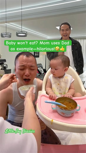 Baby won't eat? Mom uses Dad as example—hilarious!🤣👍#shorts #cutebaby #funnybaby #funny #cute #萌娃