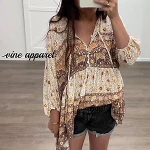 5.2K views · 38 reactions | The Amelia Top in Chai Floral is now on SALE for $40. Delicious boho perfection, there is everything to love about this one. Gorgeous worn loose, pull the sleeves up for a totally different look, tuck it in a little bit or all the way around – you’ll feel like you’re wearing nothing but you look really good haha x x Shop HERE: vineapparel.com/collections/tops/products/amelia-top?variant=39477076000902 | Vine Apparel | Facebook