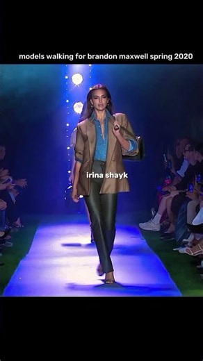 3 supermodel on same runway |#irinashayk #yasminwijnaldum #bellahadid #models #runway