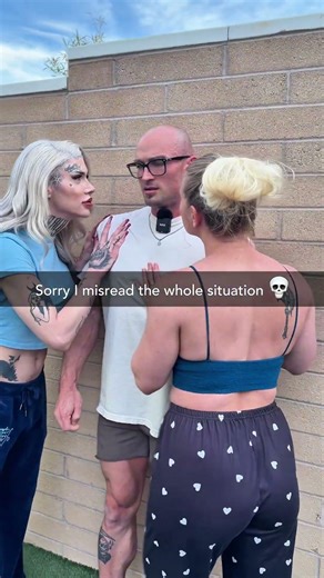 He’s enjoying his PREMIUM subscription lol… #caughtthecamera #comedysketch #funnyskits