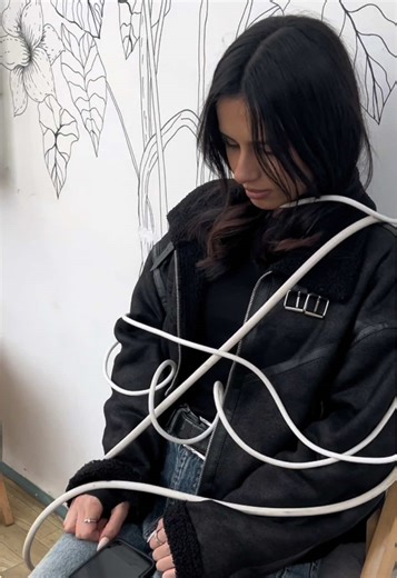 ✨ CONCEPT – Əyləncə və Rahatlığın Yeni Ünvanı! ✨ Sən əyləncə, rahatlıq və xoş atmosfer axtarırsan? O zaman Concept sənin üçün ən doğru yerdir! Burada sadəcə vaxta görə ödəniş edirsən, amma bir-birindən maraqlı xidmətlərdən tamamilə PULSUZ yararlanırsan! 💡 Concept Anticafe-də nələr var? ✔ Limitsiz çay, kofe, kola, fanta, sprite, 15-20 növ şirniyyat, meyvə və çərəzlər – Dadlı fasilələr üçün! 🎮 PlayStation 3, 4, 5, Karaoke, Cinema, Bilyard və Stolüstü Tennis – Dostlarla əylən! 🎲 70 fərqli stolüs