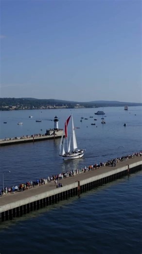 The tall ships are coming back to Duluth! ⚓ Festival of Sail 2025 sails into town July 10-13, bringing majestic vessels, lakefront views, and family-friendly fun to our newly completed Harbor Plaza. And new this year? The Superior High Dive Challenge: a world-class diving competition that’ll send elite athletes plunging from 66 feet into Lake Superior. It’s the first event of its kind on the Great Lakes, included with your ticket. Step aboard, go for a sail, or just take it all in from the shore