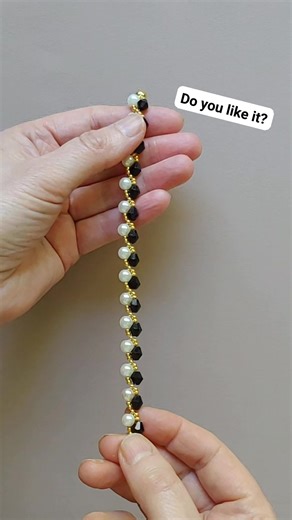 DIY a bracelet for your little black dress. #diyjewelryideas #jewelry #beadedjewelry #diybracelet #beading | Beaded jewelry tutorials
