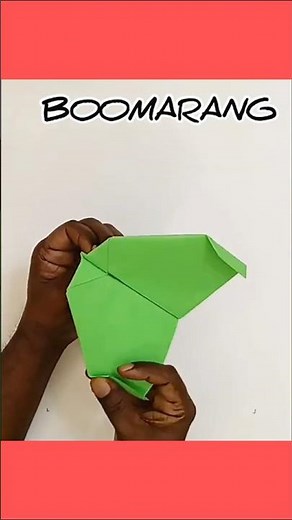How to make a boomerang plane that returns to you / Easy paper plane