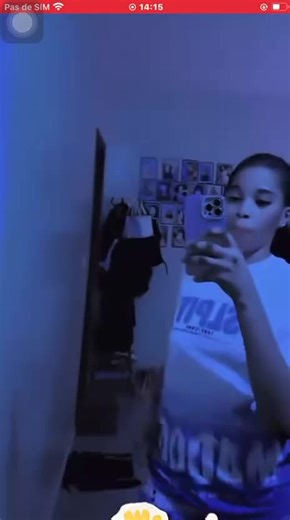 Vidéos de belle fille (@bellefille.chu01) avec son original - belle fille