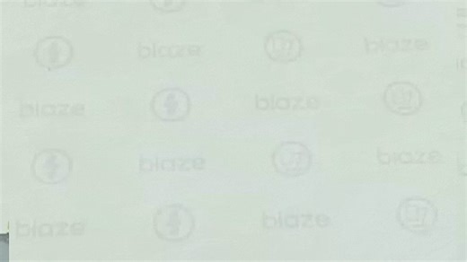 企业级投屏器推荐：飞利浦 SP-200，支持4K高清传输，稳定性强，适合办公室会议和家庭影院，解决延迟卡顿问题，使用体验流畅。