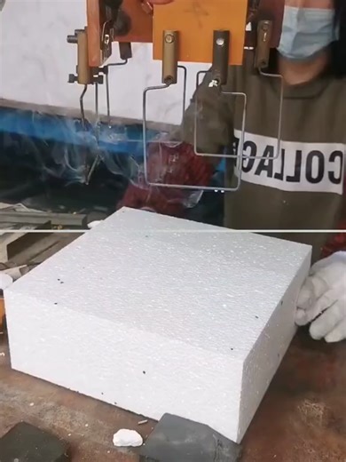 Video của ideas_fox (@ideas_fox) với bản nhạc Cat in the Red Light - Cat Manta