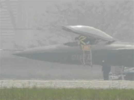 【清朝老片】2001号原型机第二次试飞合集