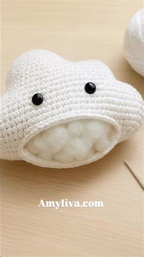 How to Crochet a Cloud Keychain ☁️ Easy Amigurumi for Beginners (Free Pattern) #shorts #short #cute