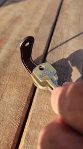 Assemble with Me | KeySmart Mini #keysmart #keyorganizer #minimalism #assembly #assemblewithme #lifehack #amazonfinds | KeySmart