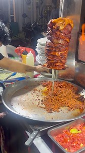 Kanto shawarma #shawarma #food #travel #streetfood #nightmarket | Ako pala si Von