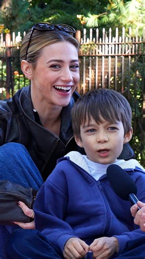 Recess Therapy on Instagram: "ugh emails… am I right?? 💻 Special episode with @lilireinhart in celebration of her new show Hal and Harper!"