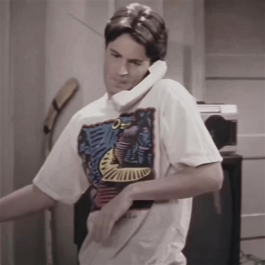 #CHANDLERBING - call me monica or wtv / petition to bring back doja auds might repost #friendstvshow #matthewperryedit #viralvideo #foryoupage