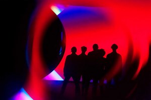 Arcade Fire anuncia nuevo disco y estrena la canción "The Lightning I, II"