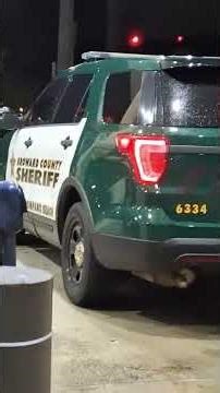 Just another 🌙 night in da hood ... #theothersideofmakebelieve #automobile #helpmemakethismakesense