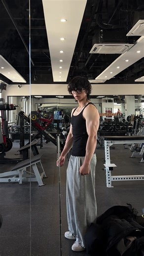 Chinese Gym Culture and Physique Training Insights