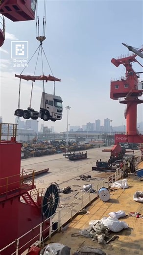 How Cargo Ships Load Heavy Trucks! | Fossbytes