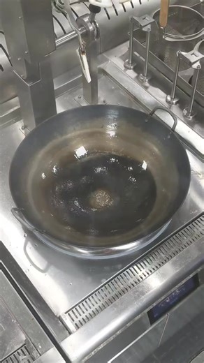 #cookingmachine #automaticcookingmachine #cookingrobot #华人餐饮 #自动炒菜机 | Tipsh40