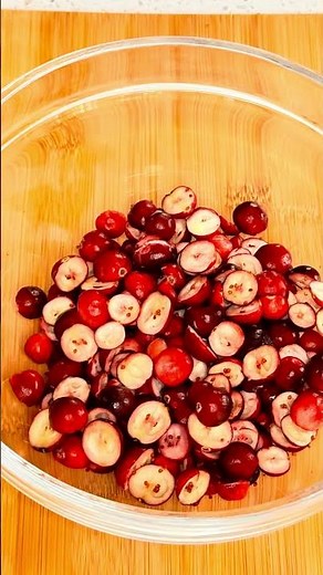 Make your own Sugar-Free Dried Cranberries at home! #ketobaking #sugarfreerecipe