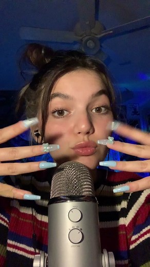 Nail clacking Asmr #handsoundsasmr #longnails #asmr #asmrvideo