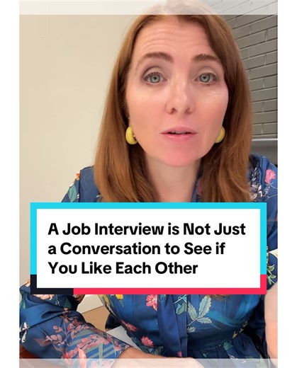 ⚠️One of the biggest mistakes people make in a job interviews is that they don’t contextualize their work experience with stories. www.TheInterviewology.com Before your next job interview I want you to practice explaining what you do in story form with metrics. 👀Here’s an example. Imagine if in a job interview, I said, “I teach people how to interview.” That’s a bad answer because it’s not descriptive. A good story has a beginning, middle and an end. Gives me a sense of who you are and why you 