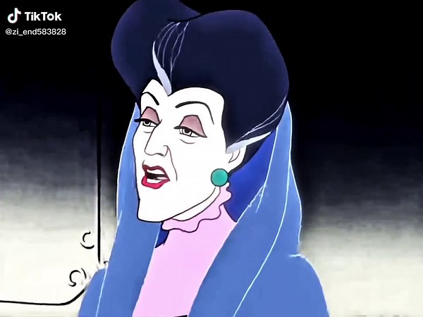 Old Disney villains> #scar #cruelladevil #cinderella #101dalmatians #snowwhite #junglebook #lionking