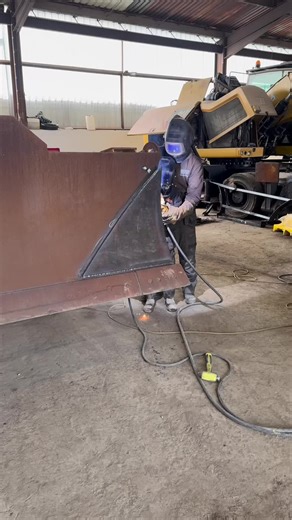 This kid will go to college one day and will have more knowledge than his teacher #welding #industry #engineering #technology #school