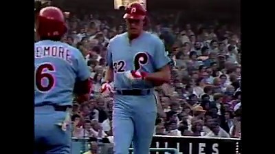 Carlton's three-run homer