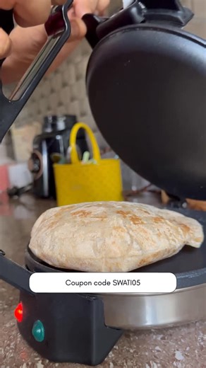 Swati Muralidhar |Easy &healthy recipes,Beverages on Instagram: "Soft fluffy chapatis in seconds🥰 Believe or not!!! @libraappliances |non sticky|easy to clean|auto temperature and lights | Use coupon code “SWATI05” [roti maker chapati easy kitchen hack tips beginners cooking reels instagram] #cooking#kitchen#beginners#tips#"