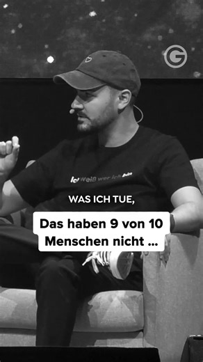 Viele Menschen springen von einem Gedanken zum nächsten und wundern sich, warum nichts wirklich funktioniert. Hingabe bedeutet, im Moment zu bleiben und genau das kann alles verändern 🙏🏻 🎉 Bereit für deinen Neustart? Erlebe das Greator Festival 2026 live und starte in dein neues Ich! 🥳 Inspiration, Veränderung und unvergessliche Erlebnisse warten auf dich. Link in Bio! Speaker: @therealbent