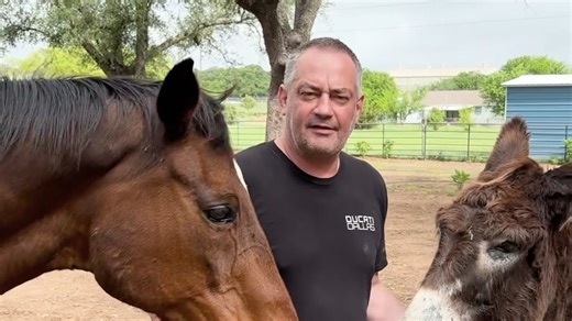 Unincorporated Tarrant County home owner dispirited at nearby industrialization