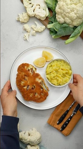 Blumenkohl-Schnitzel 😋🍽️ #EinfachTasty #BlumenkohlSchnitzel #VeggieSchnitzel #Hausmannskost