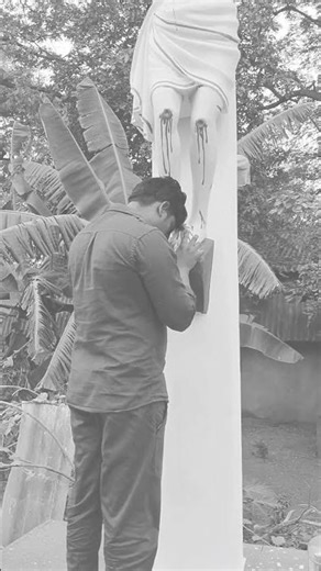 Our God awesome God #love #jesus #ihavethisthingwithplants #vlog #trending #motivation