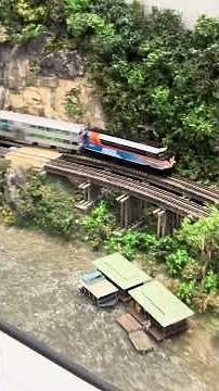 国際鉄道模型コンベンション2025 EMD F40PH with Ditch Lights, Chicago Metra 国鉄113系電車タウラス RailAdventure