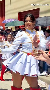 18K views · 569 reactions | La bella reina Naomi Raquel Moncada Talavera luciendo espectacular en desfiles 15 de septiembre Banda Mixta ITAF #viralreels #music #festival #virals #belleza #beautiful | Miguel Valeriano HN | Facebook