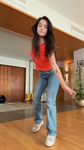 🧡 • • • • Dc: @kevinbannier_ #fy #dance #explorepage✨ | Chachi Gonzales