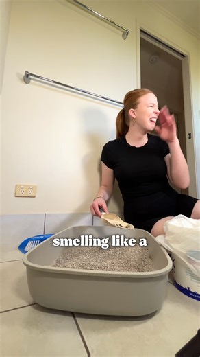 🚨 Spoiler alert: You'll never want to go back to scooping a regular litter box after using Purr-Pod. Are you tired of the never-ending scooping and unpleasant odours? Say goodbye to litter box headaches forever with the Purr-Pod™! 🙅 Never scoop poop again 🌱 Eliminates all odours 🗓️ 15 day maintenance free 💸 Save money by using 50% less cat litter (up to $450 a year in savings) 🐾 No more dirty paws 🐈 Multi-cat friendly (up to 4 cats per pod) Buy a Purr-Pod today & we'll send you a FREE Lit