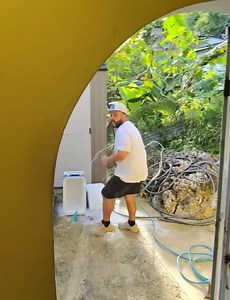 No se asustó…solo que por poco llega al techo! 💥🤣🤣 | Canto’e Animal